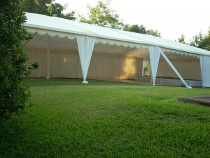 Hector Erices Anuncios gratis para novios en Las Condes |  Arriendo de CARPAS y TOLDOS, fiestas, ceremonias, matrimonios, etc., http://www.carpaserices.cl