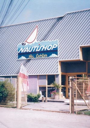 Francisco Franciz Anuncios gratis para novios en Maip&uacute; |  Letreros letras y n&uacute;meros autoadhesivos vitrinas vehiculos reflectante, Nombres cintas logotipos para embarcaciones