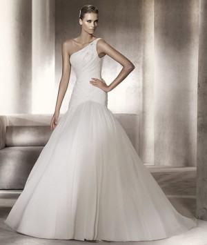 Gabriela Solis Anuncios gratis para novios en Vi&ntilde;a del Mar |  Vendo vestido pronovia modelo park semi nuevo, Modelo park