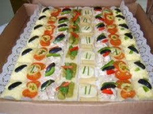 Lucia Lazo Acu&ntilde;a Anuncios gratis para novios en Santiago |  Empanaditas dulces tapaditos brochetas canap&eacute;s y todo para su fiesta, Cocteler&iacute;a a domicilio: canap&eacute;s tapaditos empanaditas brochetas