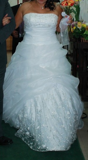 Vivian Anuncios gratis para novios en &Ntilde;u&ntilde;oa |  Bello y glamoroso vestido de novia un uso, Para ese dia especial