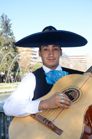 Mariachi Tierra Nueva Anuncios gratis para novios en Santiago |  Serenatas en la florida ,mariachis garantizados: (022) 301 63 70, !!!muchas canciones: (022) 301 63 70 !!! 