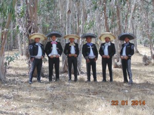 Mariachi Tierra Nueva Anuncios gratis para novios en Santiago |  Mariachis dia de la madre, cerro navia:(022) 573 31 58,  !!! dia de la madre /(022) 573 31 58 !!!