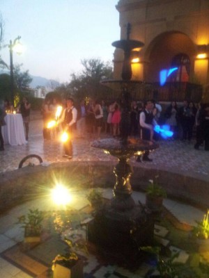 Marka producciones Anuncios gratis para novios en Santiago |  Malabaristas diferentes implementos con fluor y fuego con monociclo, Cumplea&ntilde;os, matrimonios, despedidas, aniversarios, empresas, etc.