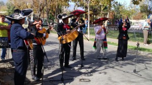 Ren&eacute; Mart&iacute;nez Anuncios gratis para novios en Santiago |  Mariachis economicos a domicilio y puntuales en santiago, Charros con buen repertorio y mucho oficio