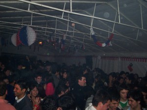 MIGUEL Anuncios gratis para novios en Temuco |  GaZzo DJ iluminacion amplificacion animacion profesional , LA MEJOR MUSICA