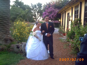 PRISCILLA Anuncios gratis para novios en Santiago |  HERMOSO VESTIDO DE NOVIA BLANCO PARA CONTESTURA DELGADA, ES HERMOSISIMO ESTA CON SU COLA, VELO Y FALSO 