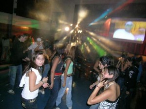 Jorge Ayala V. Anuncios gratis para novios en San Miguel |  Plasma De 42, Data Show, DJ, VJ, Iluminaci&oacute;n, Shows, Arriendos, Animaci&oacute;n., Matrimonios, Cumplea&ntilde;os, Cocktails, Eventos Empresas, Fiestas 70s, 80s, 90s
