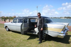 Alvaro Diaz Anuncios gratis para novios en Santiago |  limusina retro Chevrolet 1957, eventos