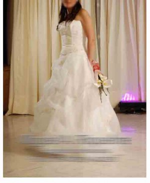 andrea pino Anuncios gratis para novios en La Florida |  hermoso vestido novia HK COLECCION casa blanca , 180000