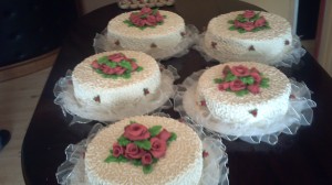 MARIA EUGENIA PEREZ Anuncios gratis para novios en Temuco |  TORTAS CASERAS, TORTAS DE NOVIOS  FORRADAS  GRAN VARIEDAD, DE FRAMBUEZA, FRUTILLA, TRUFA, CHOCOLATE, 