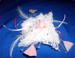 maria ana Anuncios gratis para novios en Vitacura |  Tocados de novias  dise&ntilde;os exclusivos con plumas, gran variedad de colores, texturas, y modelos