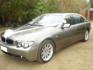 Ignacio Anuncios gratis para novios en Santiago |  Arriendo auto para matrimonio BMW 745 LI , Frigo Bar incorporado gran espacio interior