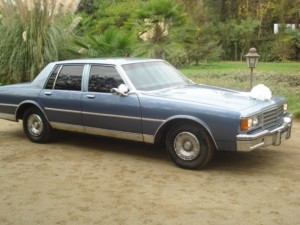 Ignacio Anuncios gratis para novios en Santiago |  Arriendo auto para Matrimonio CHEVROLET CAPRICE PRESIDENCIAL, Distinguido y silencioso una verdadera cunita