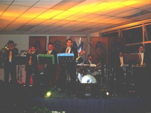 http://www.BANANABAND.CL Anuncios gratis para novios en Las Condes |  ORQUESTA PARA MATRIMONIOS 02-3175817, http://www.BANANABAND.CL