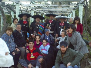 Alejo Allende Orellana Anuncios gratis para novios en Lo Barnechea |  Fono Serenatas En Santiago De Chile  9-7181780, Servicios de mariachis Mariachis, Mariachis, Charros , Charro , Serenata ,