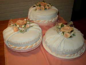 DORIS VASQUEZ Anuncios gratis para novios en La Florida |  ricas tortas para novios, RICAS Y FRESCAS TORTAS ARTESANALES
