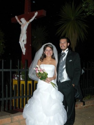 angelica Anuncios gratis para novios en Los Angeles |  arriendo o vendo mi vestido de novia, vendo vestido de novia