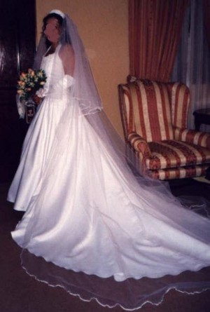 M. Jacquelyn Anuncios gratis para novios en Maip&uacute; |  Vestido de Novia La Casa Blanca, Completo