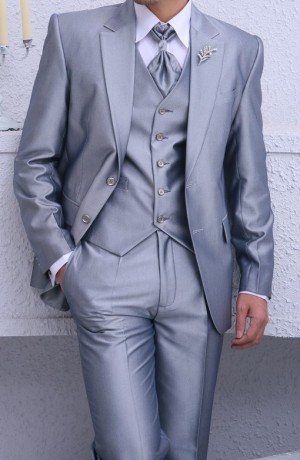  Anuncios gratis para novios en Santiago |  VENDO TRAJE DE NOVIO NUEVO GRIS PRECIOSO, MODELO EXCLUSIVO