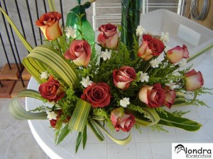 ALONDRA EVENTOS Anuncios gratis para novios en Santiago |  ARREGLOS FLORALES IGLESIAS, ARREGLOS LATERALES - ALTAR - CAMINOS DE LUZ - RAMOS DE NOVIA