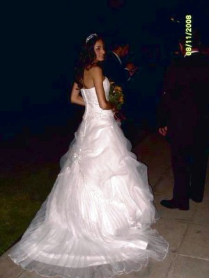 Karen Anuncios gratis para novios en Maip&uacute; |  Vento hermoso vestido de novia importado, La Casa Blanca