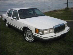 Jose Diaz Anuncios gratis para novios en La Florida |  Auto para matrimonios, Lincoln Town car