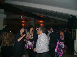 Primercorte Producciones Anuncios gratis para novios en &Ntilde;u&ntilde;oa |  M&uacute;sica Envasada, Amplificaci&oacute;n, Sonido, Dj, Iluminaci&oacute;n, Matrimonios, Eventos Empresas, Graduaci&oacute;nes, Fiestas, Cumplea&ntilde;os...