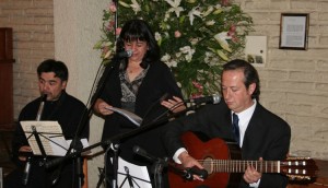 Paulina Anuncios gratis para novios en Las Condes |  Amorycanto, coro moderno matrimonios iglesia. civil. coro matrimonios. Coro, Amorycanto, m&uacute;sica , coro matrimonios , coro bodas, Coro misas de matrimoni