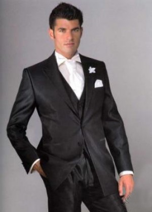 Sastrer&iacute;a Anuncios gratis para novios en &Ntilde;u&ntilde;oa |  Arreglos,trajes a medida, de novios, pajes, padrinos., Especialidad en alta costura a tu alcance, novios, pajes, padrinos