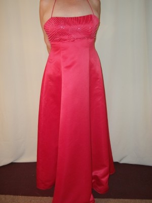 Lina Anuncios gratis para novios en La Florida |  vestidos de fiesta altanoche en arriendo,todo el a&ntilde;o: Desde 15.000, arriendo y venta de vestidos, los arriendos van con accesorios