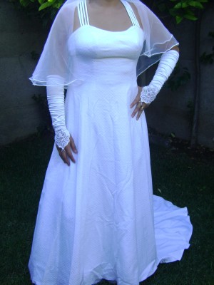 Marlene Vargas Anuncios gratis para novios en Puente Alto |  Vestido de Novia Talla 40  La Casa Blanca, S&oacute;lo una postura $80.000.