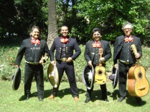 johnny luis Anuncios gratis para novios en Pudahuel |  mariachis serenatas charros mariachis para todo chile, SAL Y  TEQUILA 100% SERENATAS  A DOMICILIO  4 X  $ 50.000. 7-6260519