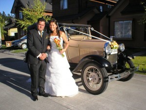 BURRITAS Anuncios gratis para novios en Los Angeles |  ARRIENDO BURRITA1928 DE LUJO 1928 CEL 87086849 CONCEPCION Y LOS ANGELES, Para Novios, Bodas de Oro, Aniversarios, Servicio Especial los Angeles    