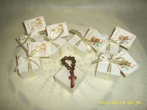 Marjorie Diaz M. Anuncios gratis para novios en Curic&oacute; |  Delicados denarios para Bautizo y m&aacute;s!!!!!!, Visitanos en Kintu Fiestas.