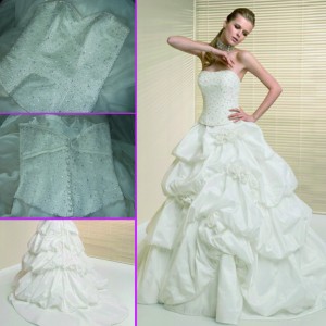 carola.novias@gmail.com Anuncios gratis para novios en Providencia |  LINDO VESTIDO RONALD YOICE IMPORTADO, Casablanca a 350.000 falso+ zapatos+tiara
